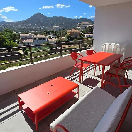 Nepita-dolce-vita T2 Sea View L'Ile-Rousse (Corsica)